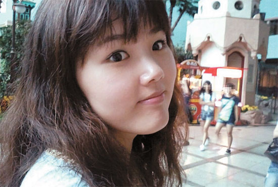 韓沉船發(fā)現(xiàn)女教師遺體為救學(xué)生來(lái)不及穿救生衣